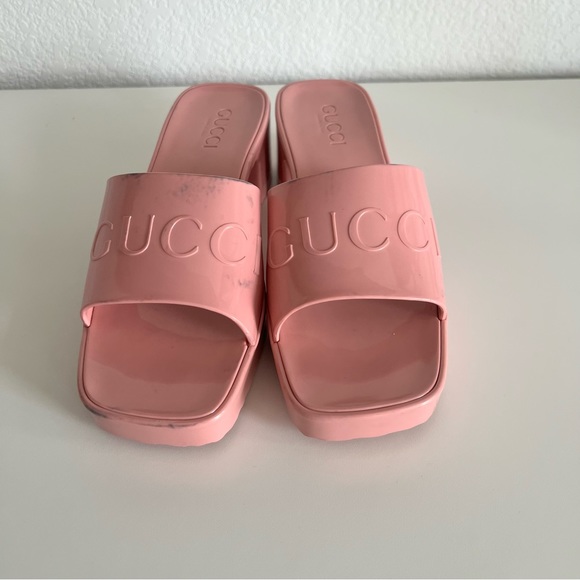 Pink Rubber Gucci Heeled Sandals - Picture 1 of 10
